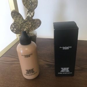 Mac Cosmetics Face and Body C6
